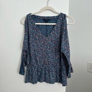 Lucky Brand cutout sleeve floral top